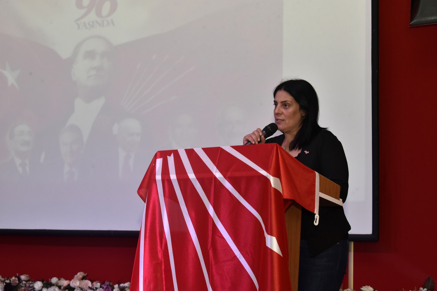 Erdal Erzincan’dan 20 yıl sonra Gümüşhane’de muhteşem konser 4