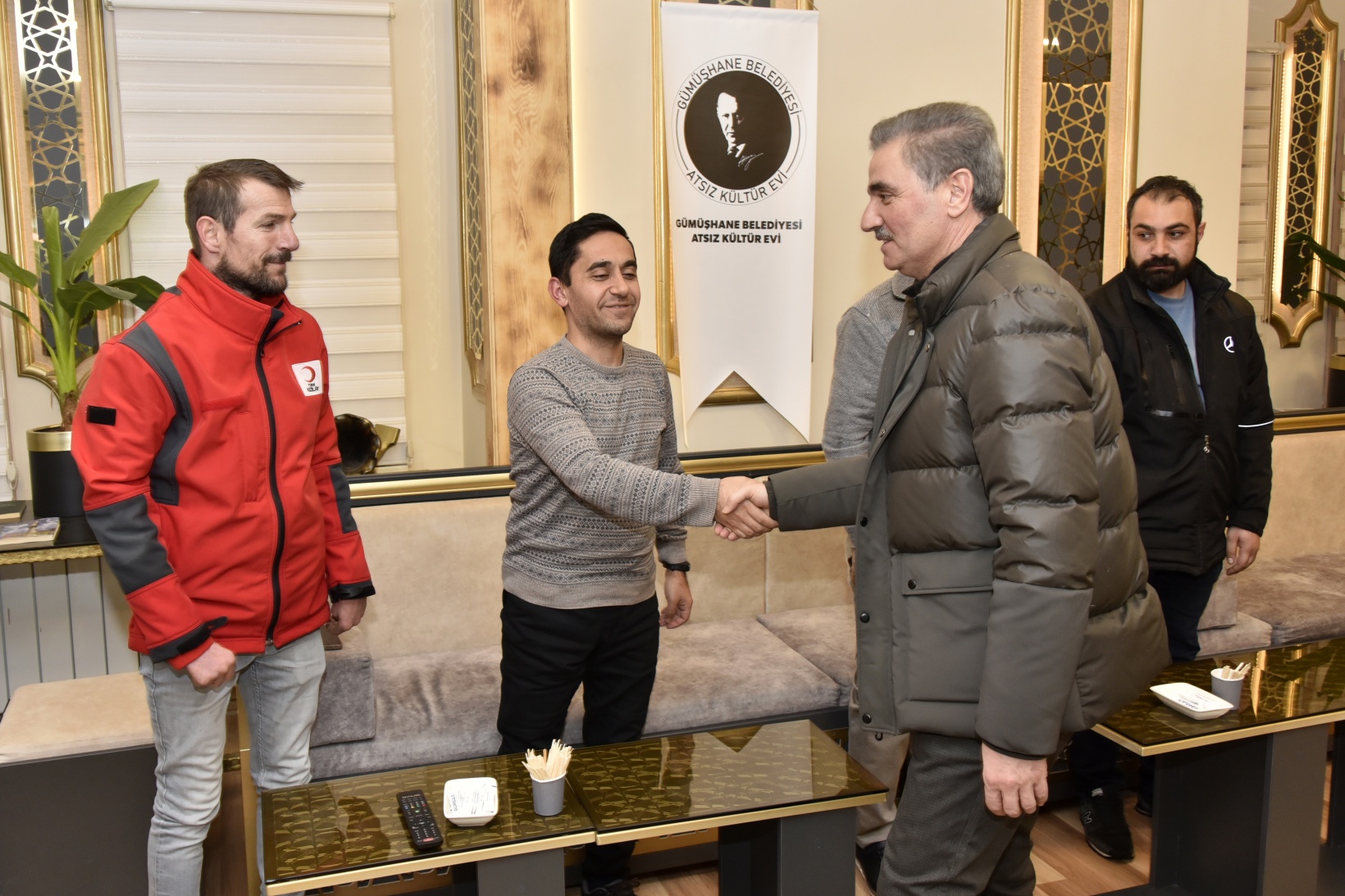 Akıncı, Kızılay'ın Görünmeyen Yüzünü anlattı 3