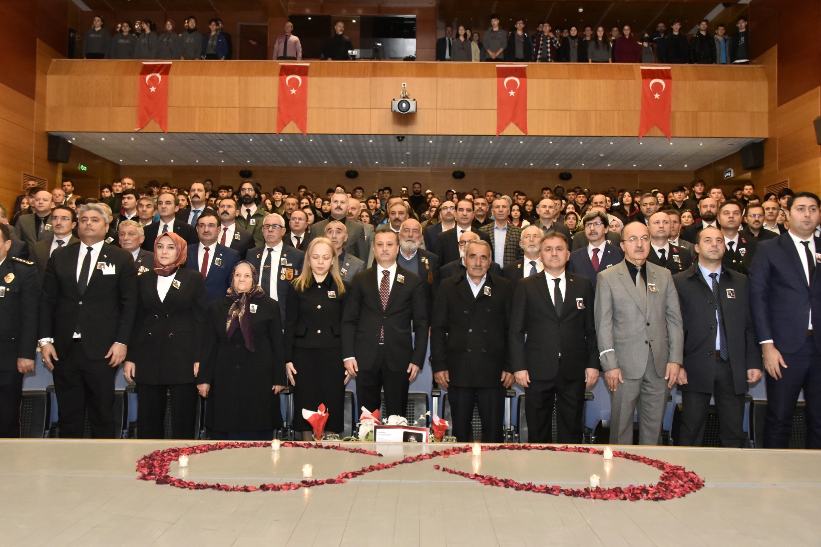 Gazi Mustafa Kemal Atatürk vefatının 84.yılında Gümüşhane’de anıldı 32