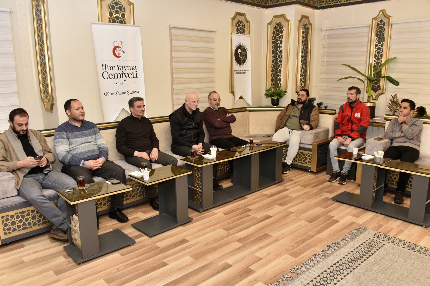 Akıncı, Kızılay'ın Görünmeyen Yüzünü anlattı 7