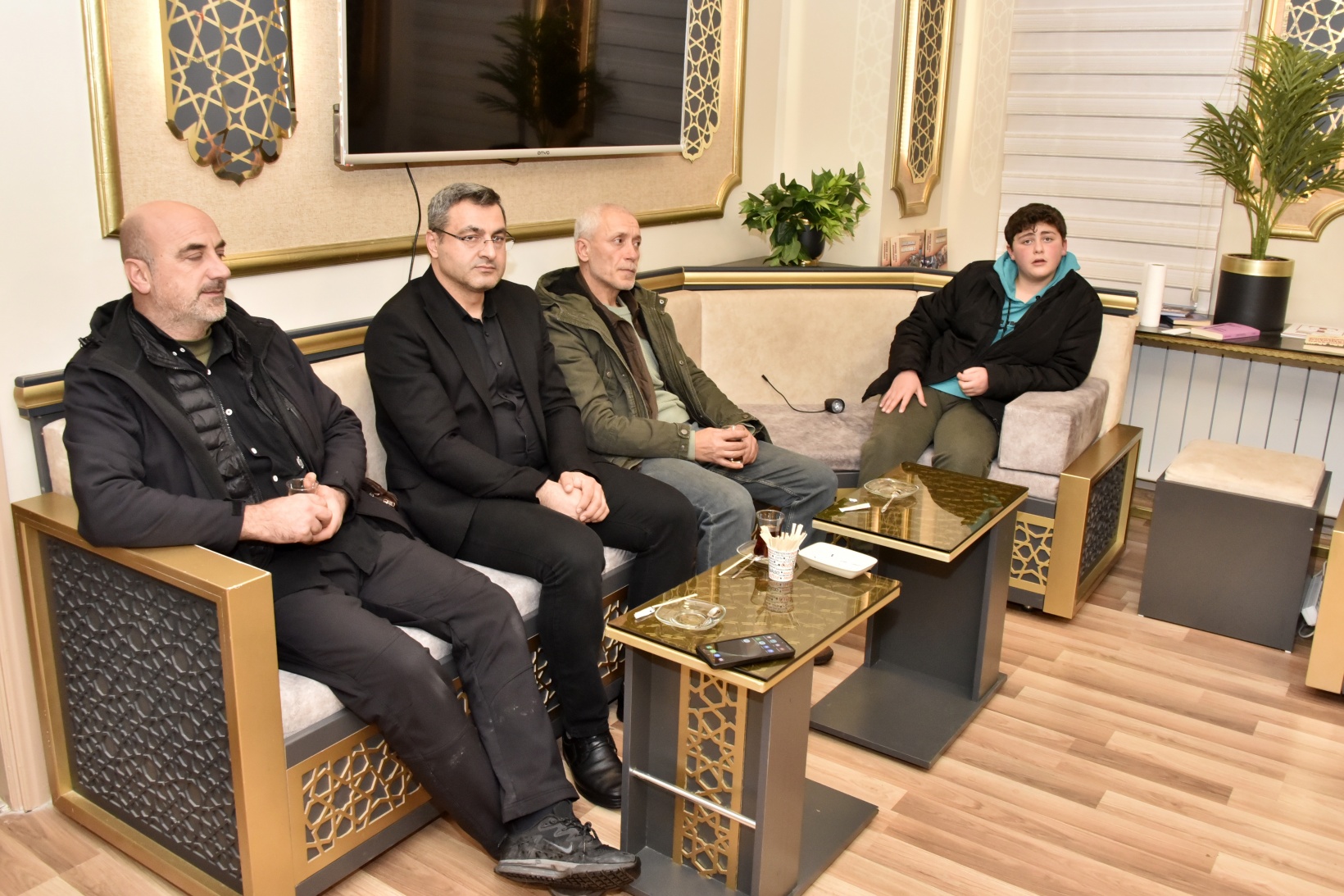 Akıncı, Kızılay'ın Görünmeyen Yüzünü anlattı 4