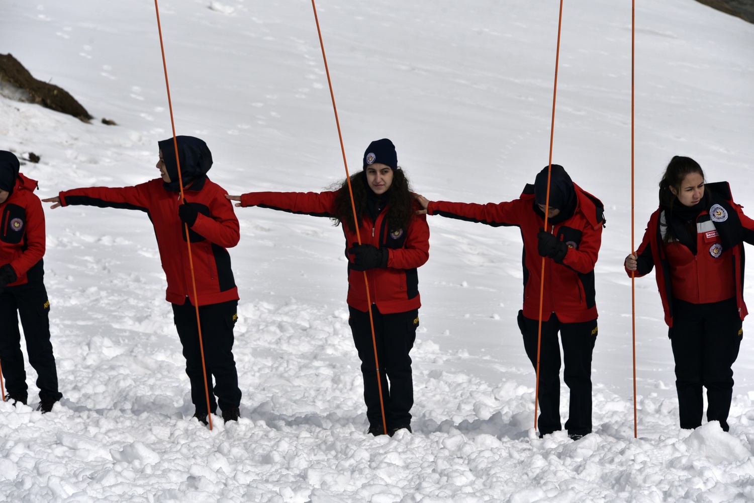 Zigana Dağında 100 personelle çığ tatbikatı 17