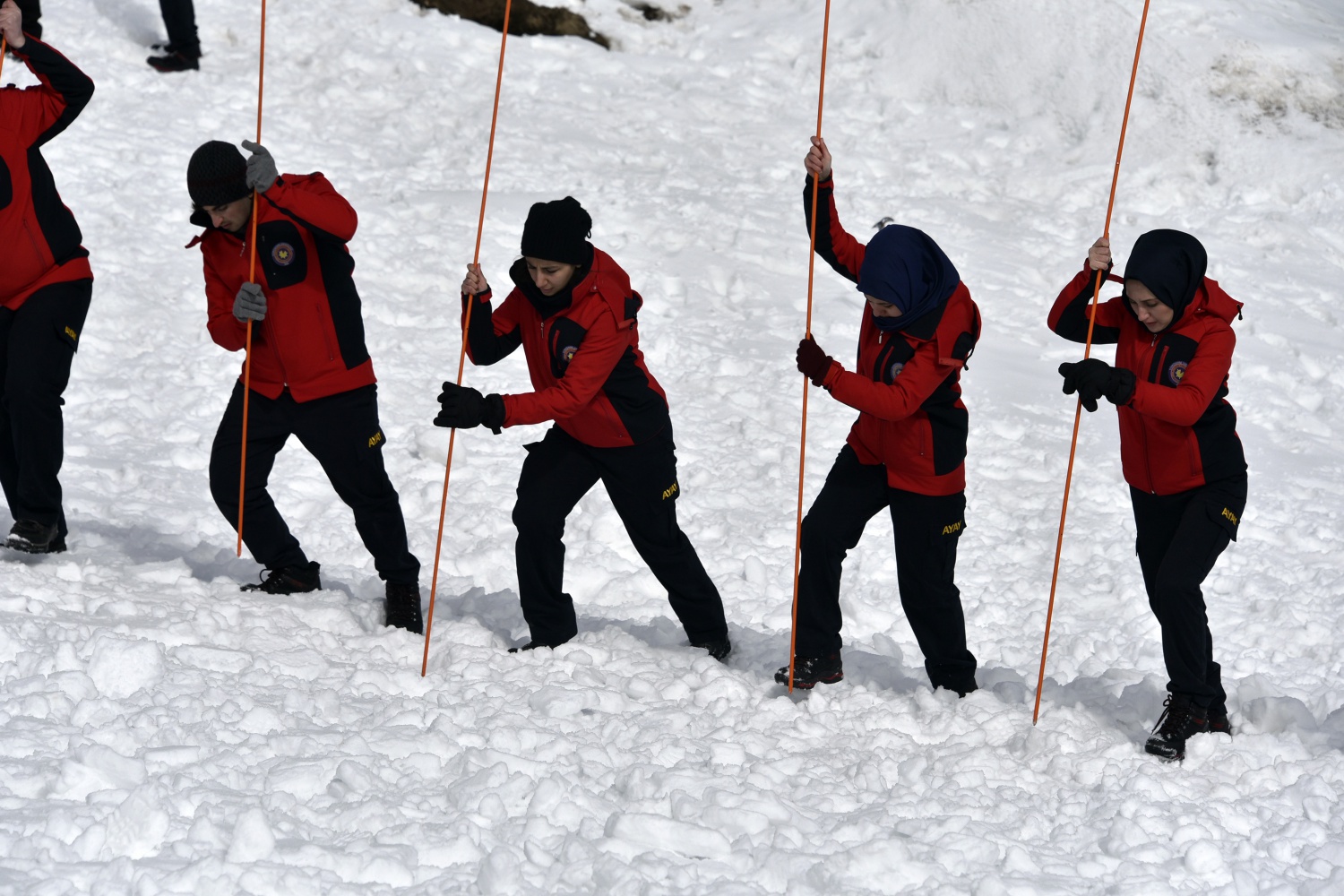 Zigana Dağında 100 personelle çığ tatbikatı 33