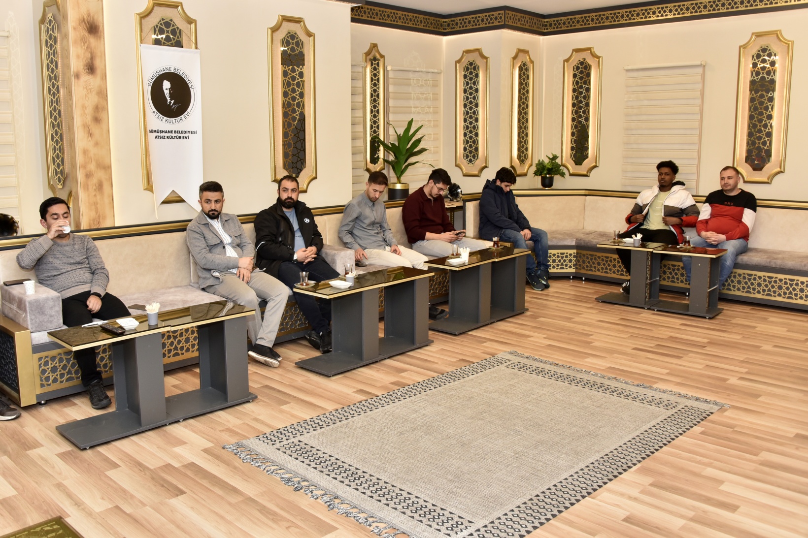 Akıncı, Kızılay'ın Görünmeyen Yüzünü anlattı 2