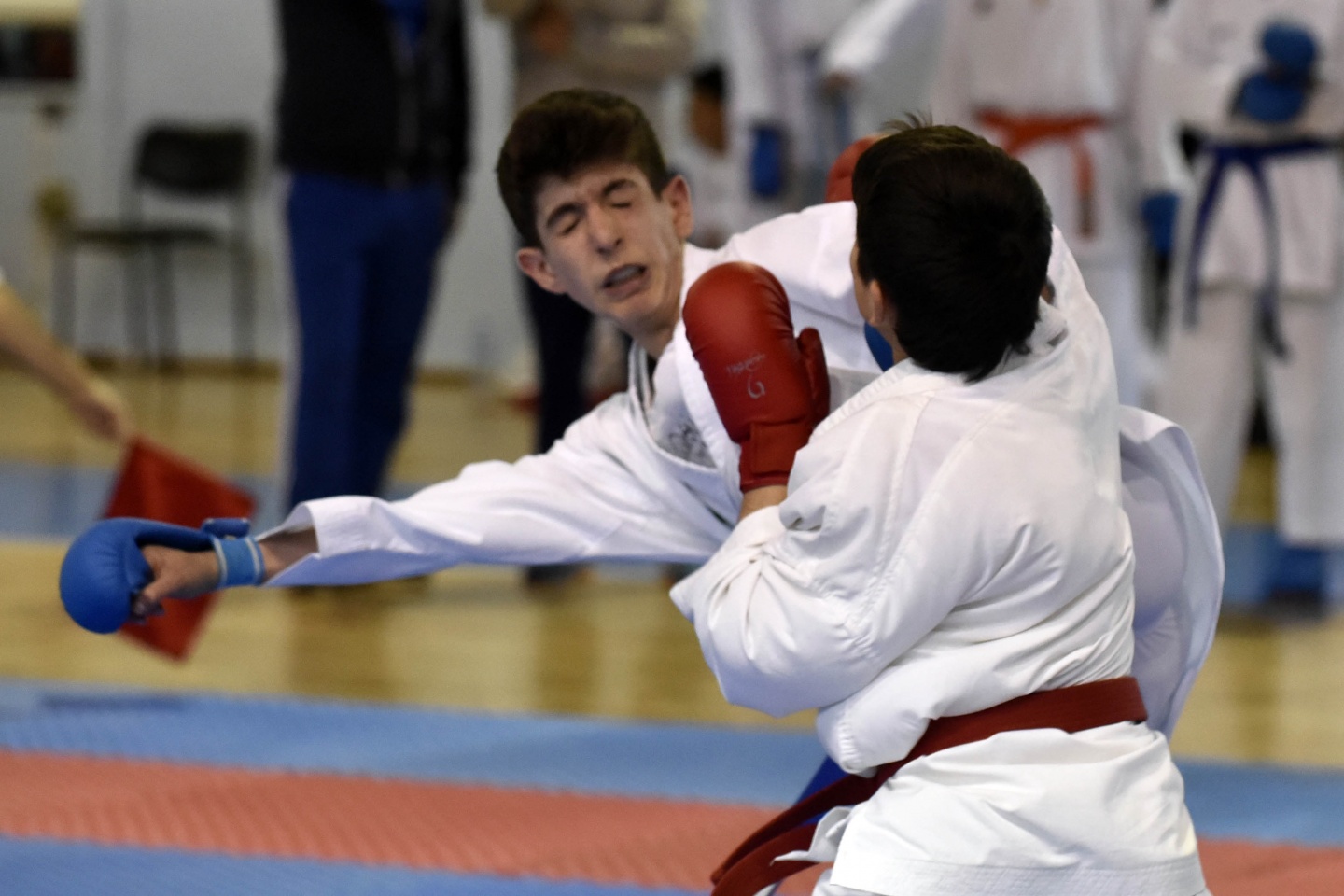 Okullar Arası Gençler Karate müsabakaları Gümüşhane’de başladı 17