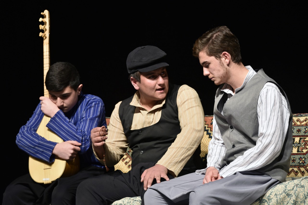 Gümüşhane’de ‘Ateşten Ocak’ Sahnelendi 16