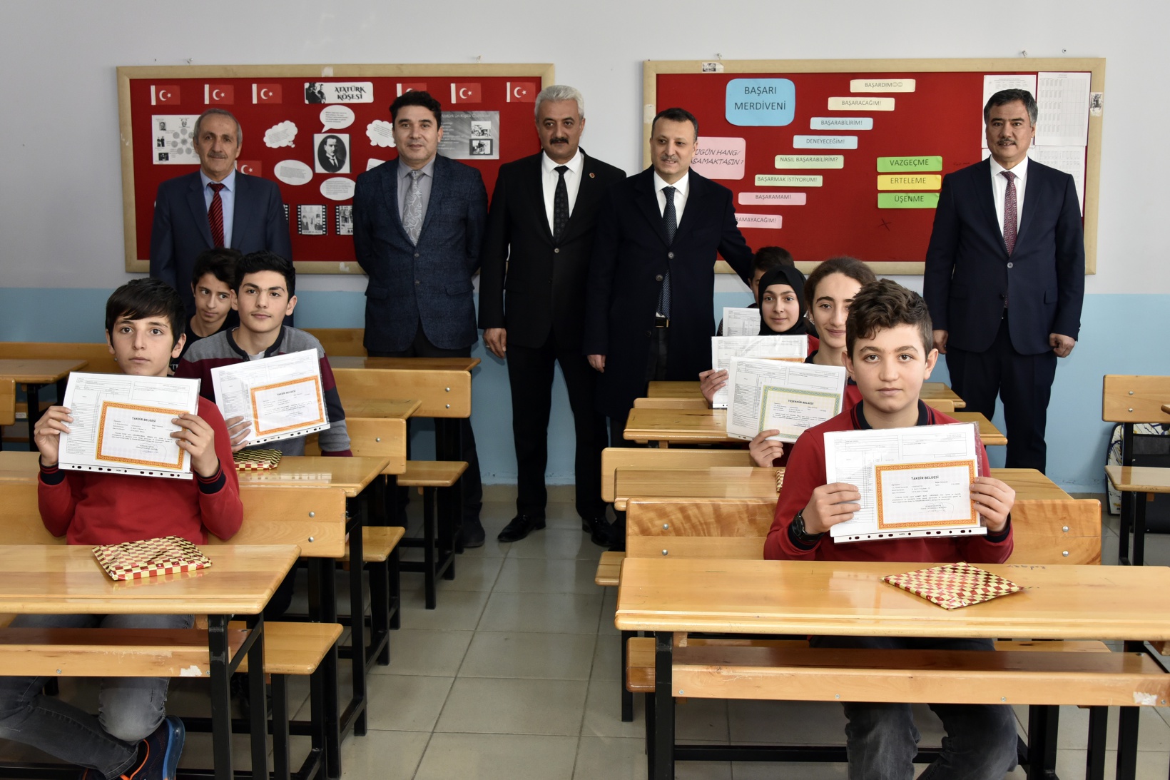 Gümüşhane’de 19 bin 368 öğrenci karne aldı 6