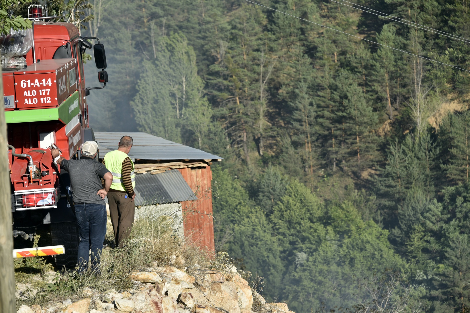 Torul'da korkutan yangın 12
