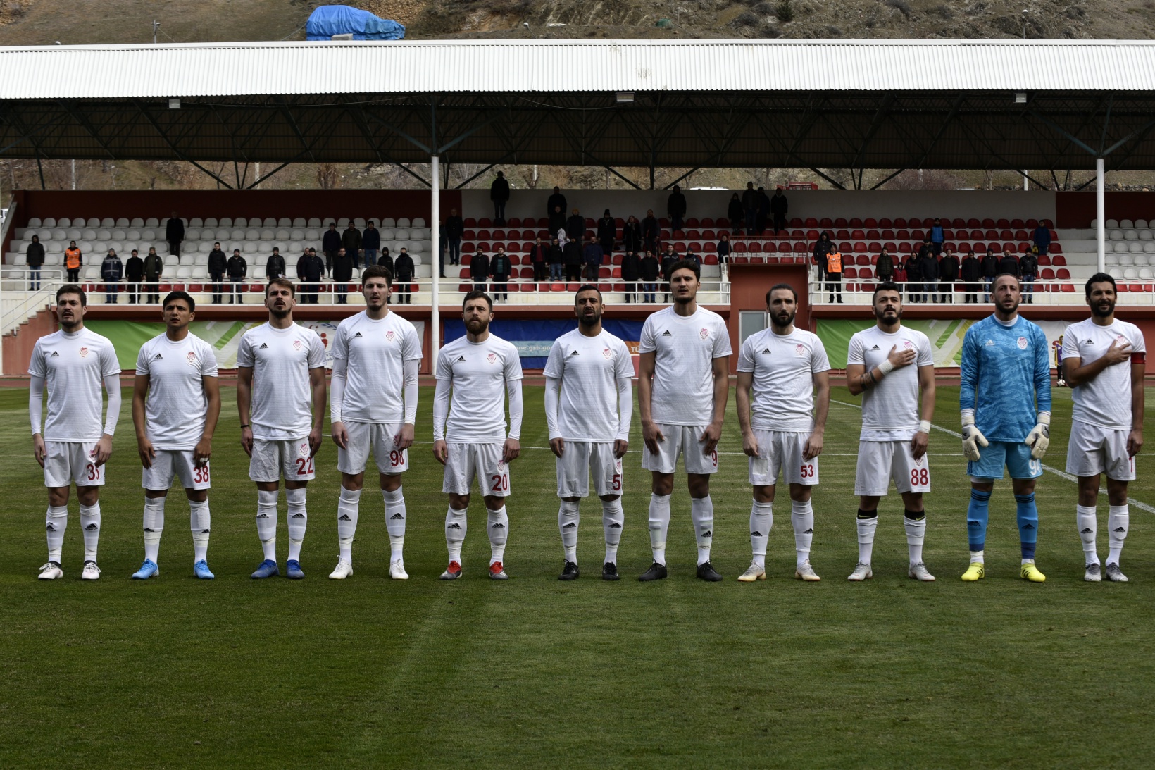 Gümüş'ün tadı yok: 1-3 31