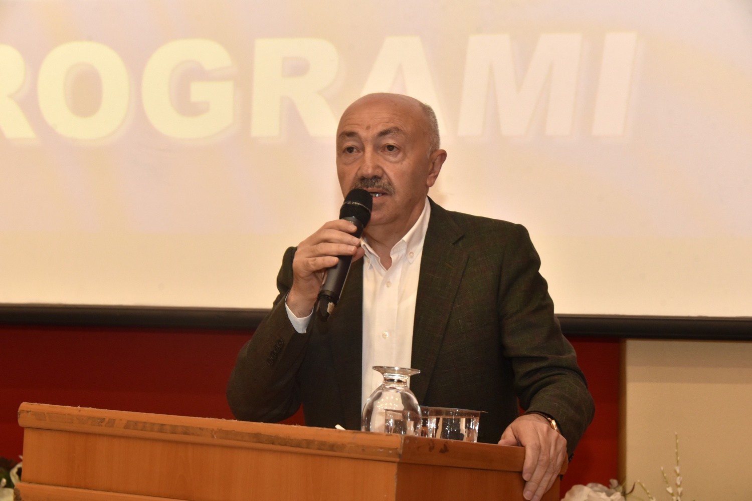 Ustaoğlu Grup’tan AK Parti’ye destek programı 19