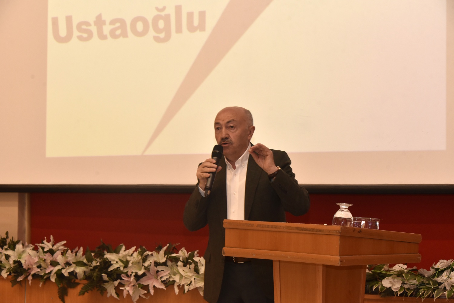 Ustaoğlu Grup’tan AK Parti’ye destek programı 20