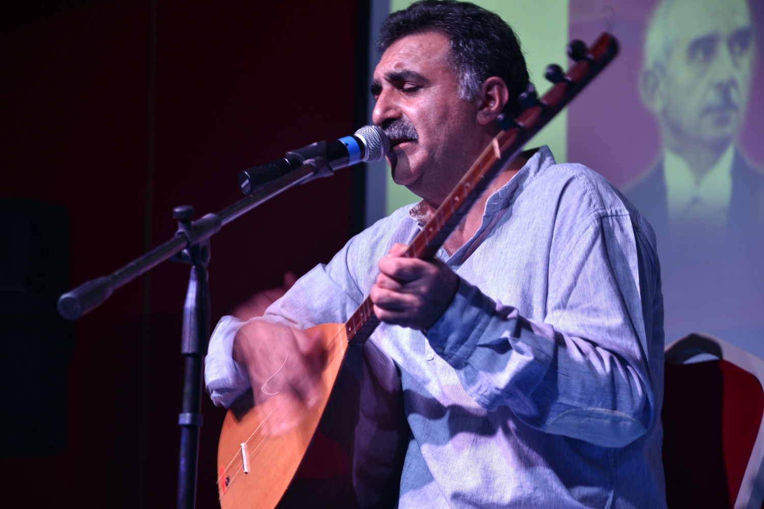 Erdal Erzincan’dan 20 yıl sonra Gümüşhane’de muhteşem konser 17