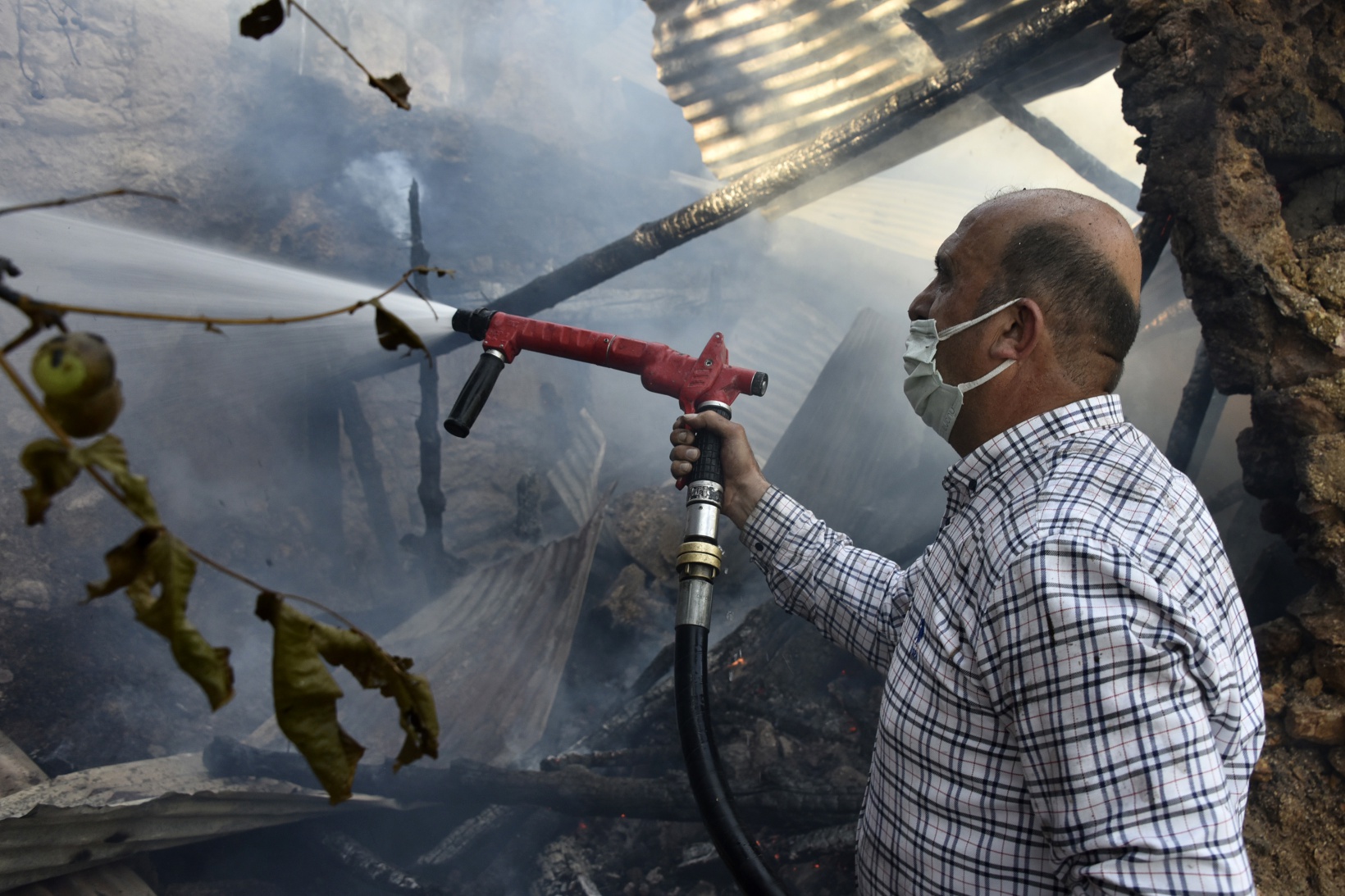 Torul'da korkutan yangın 8