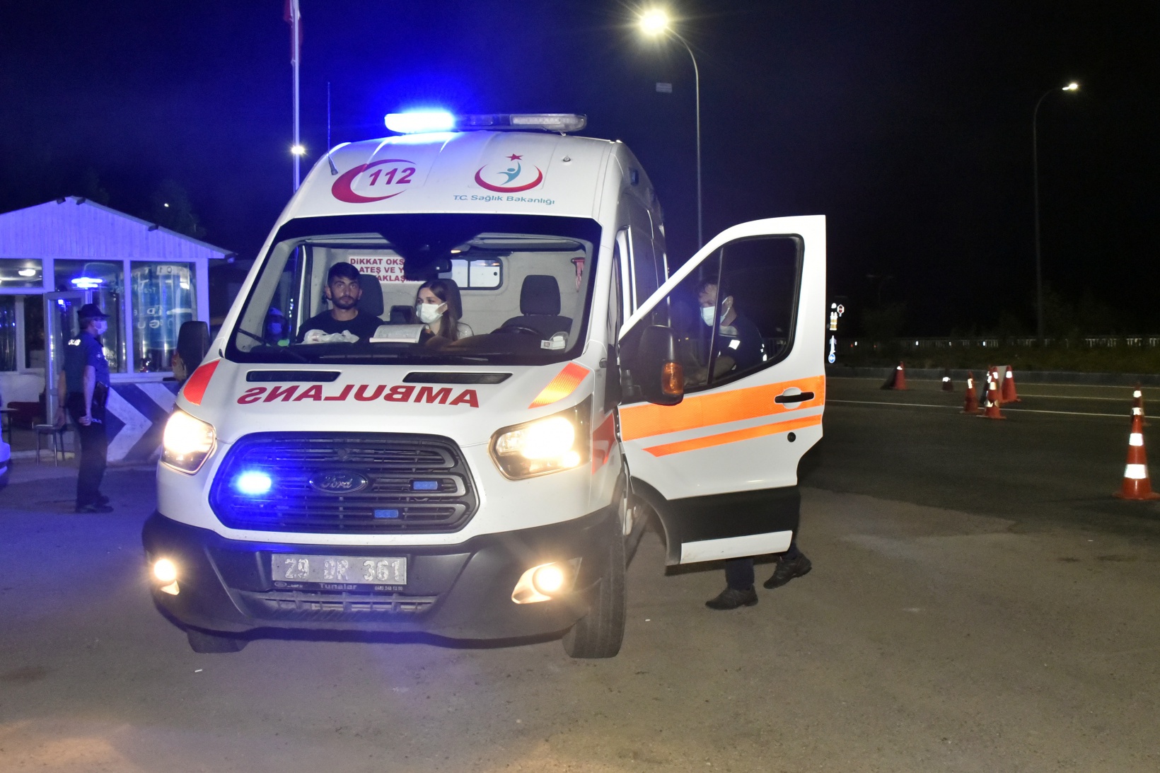 Van’dan yola çıkan Covid-19 hastası Afgan genç Gümüşhane’de karantinaya alındı 6