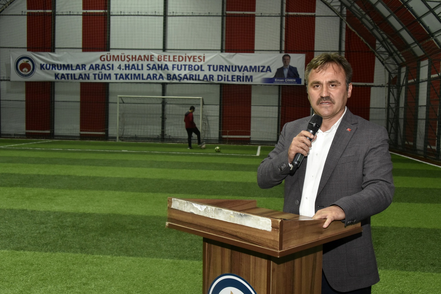 Gümüşhane’de kurumlararası halı saha turnuvasının şampiyonu Belediye oldu 16