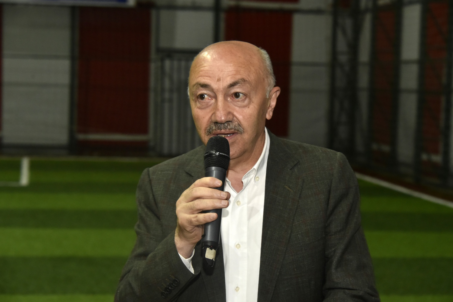 Gümüşhane’de kurumlararası halı saha turnuvasının şampiyonu Belediye oldu 22