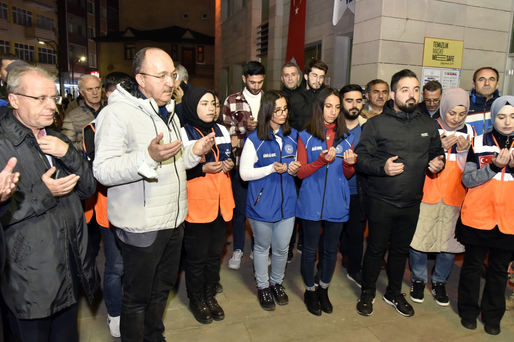 Gümüşhane’de geniş katılımlı deprem anı tatbikatı yapıldı 17