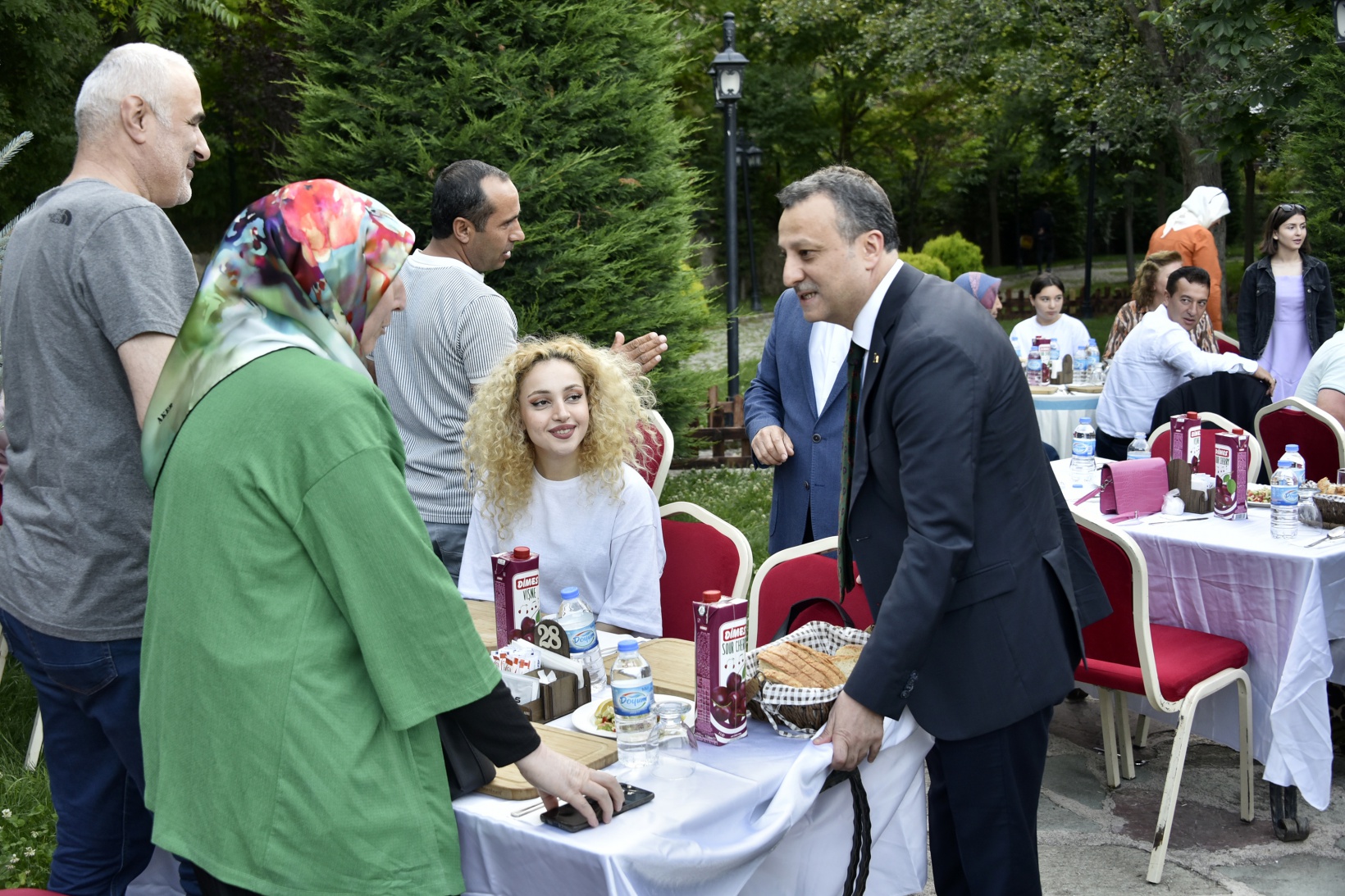 Şehit aileleri ve gaziler onuruna yemek 21