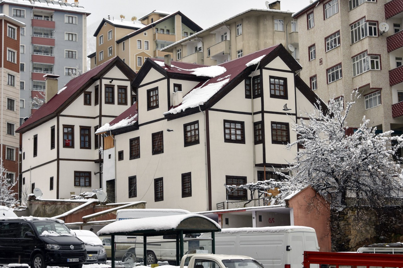 Gümüşhane 20 Mart'ta beyaza büründü 3