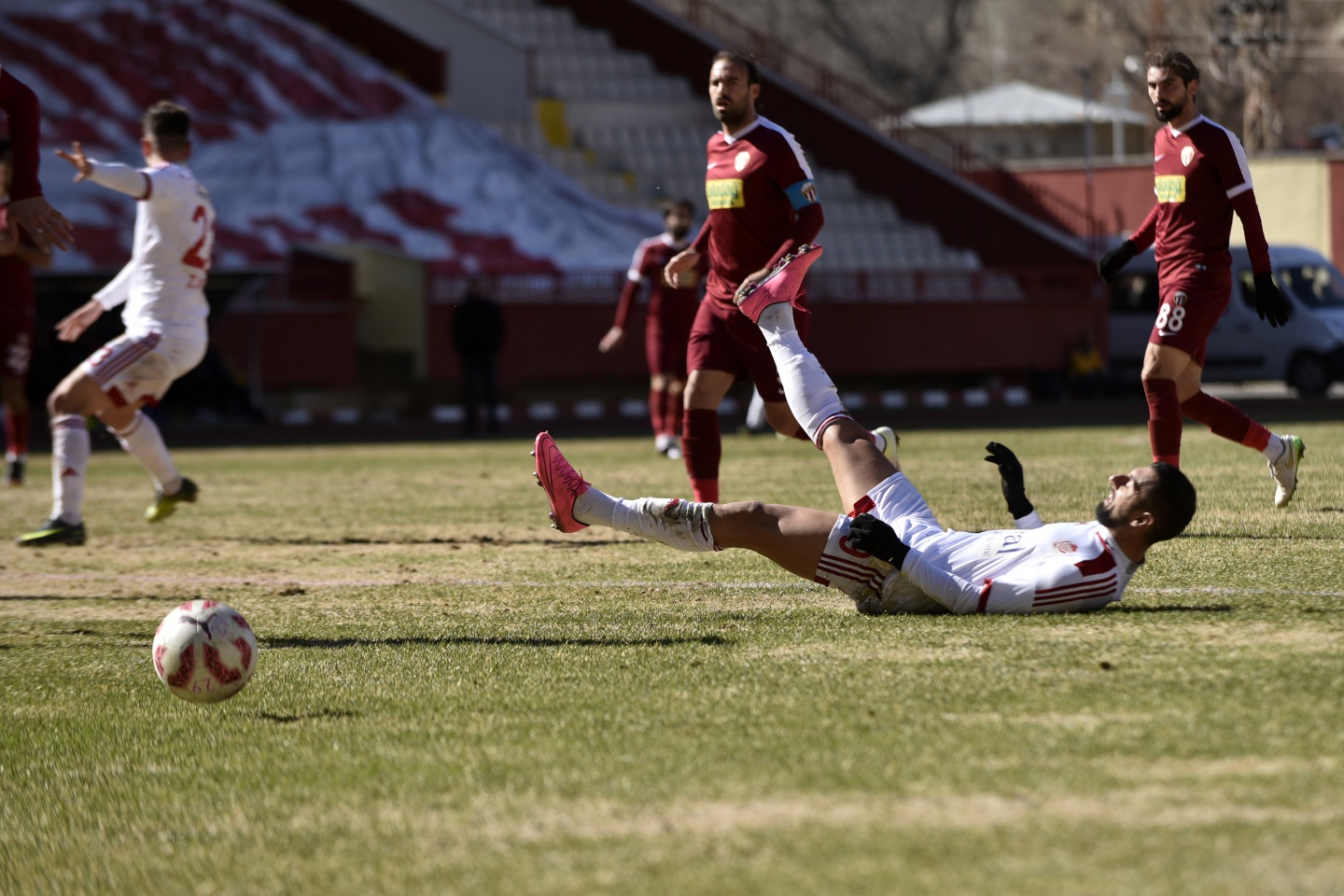 Gümüş, İnegöl'ü aştı: 2-1 42
