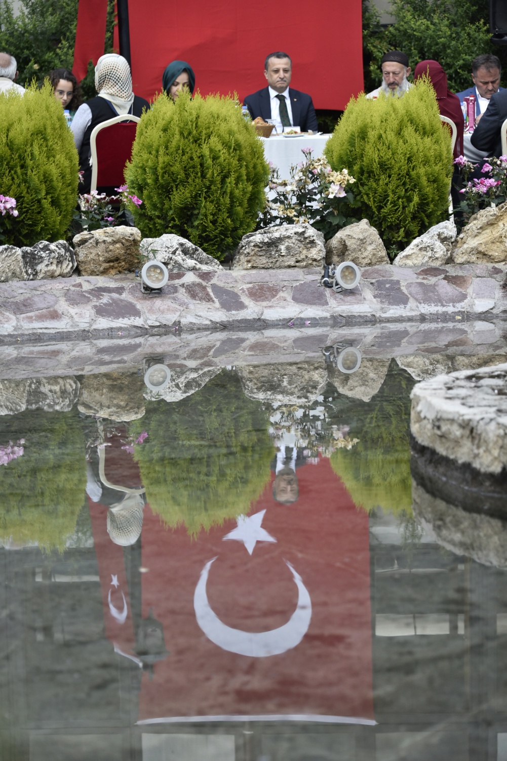 Şehit aileleri ve gaziler onuruna yemek 24