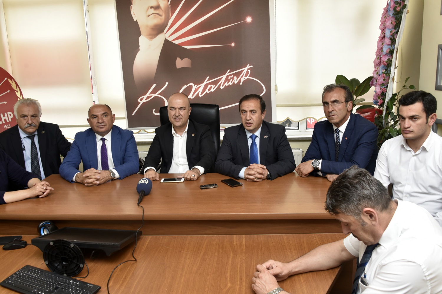 CHP Milletvekilleri Tarhan ve Bakan Gümüşhane’de 1