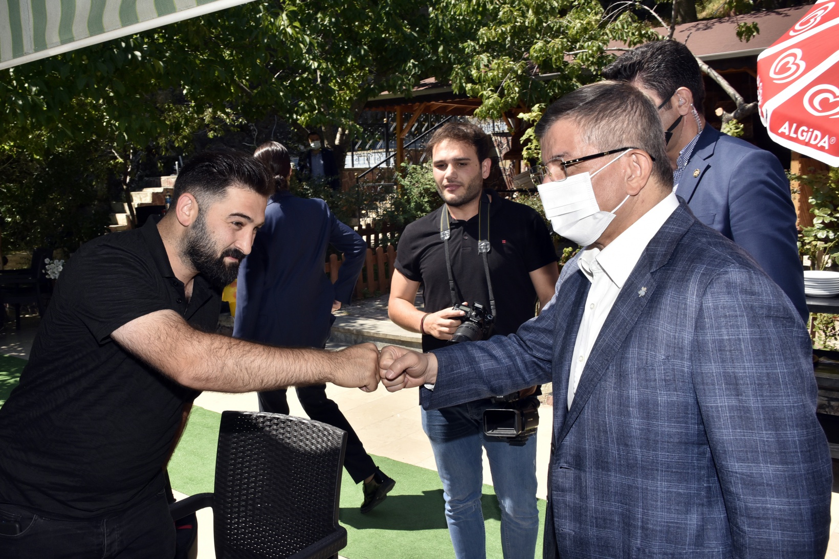 Davutoğlu Gümüşhane’de 16