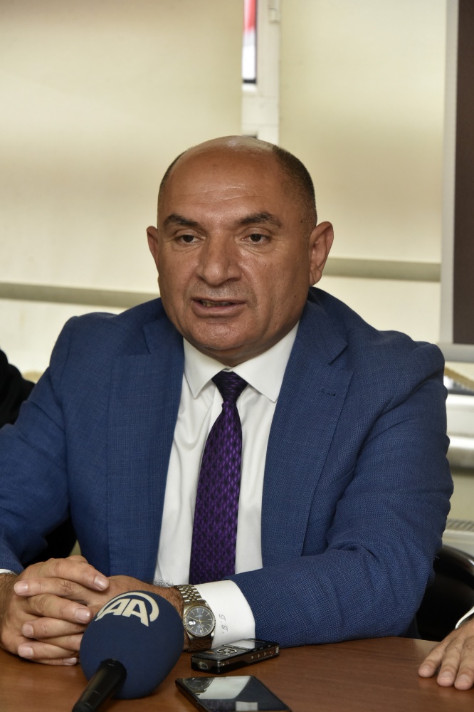 CHP Milletvekilleri Tarhan ve Bakan Gümüşhane’de 6