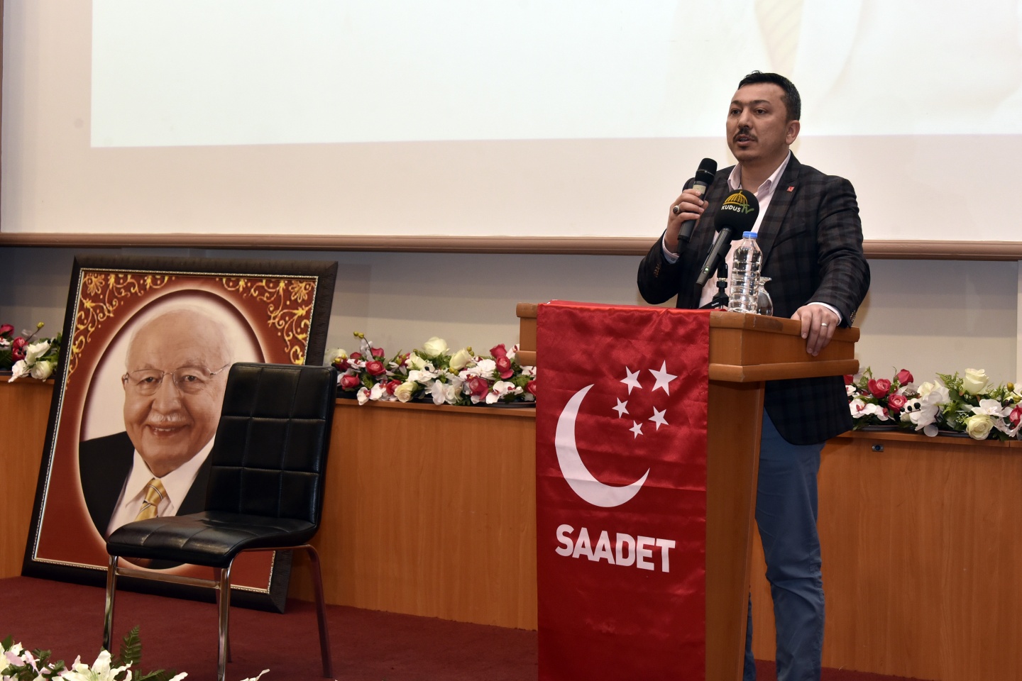 Gümüşhane'de Erbakan'ı Anma ve Anlama Gecesi düzenlendi 2