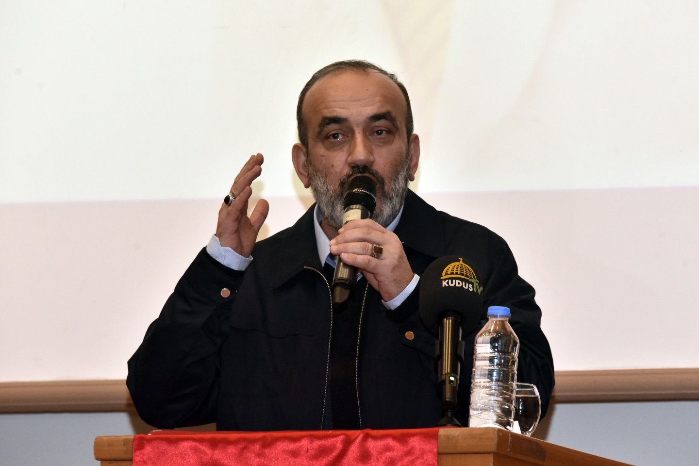 Gümüşhane'de Erbakan'ı Anma ve Anlama Gecesi düzenlendi 11