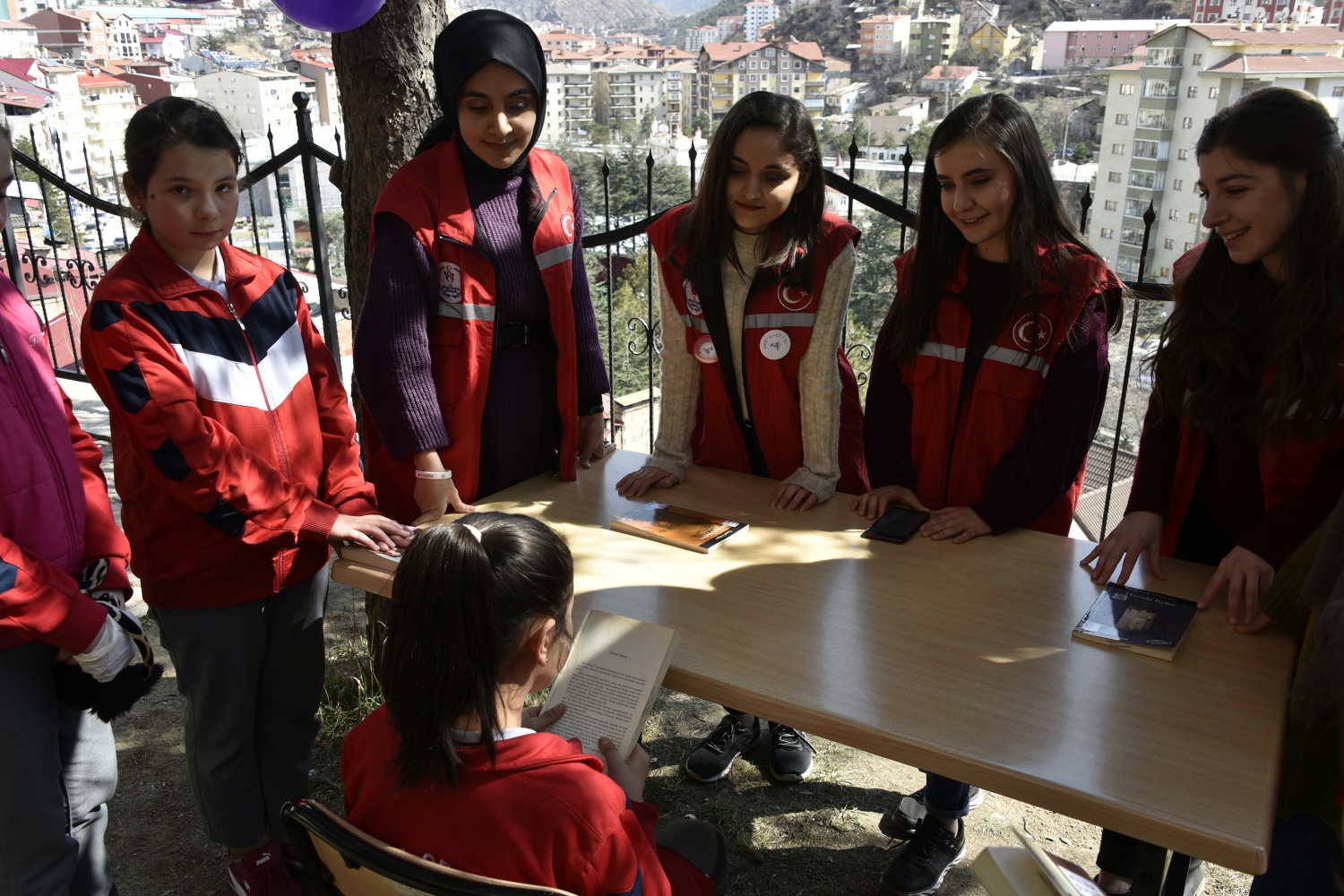 Damla Gönüllülerinden Gümüşhane'de 1.Düşler Kütüphanesi Şenliği 16