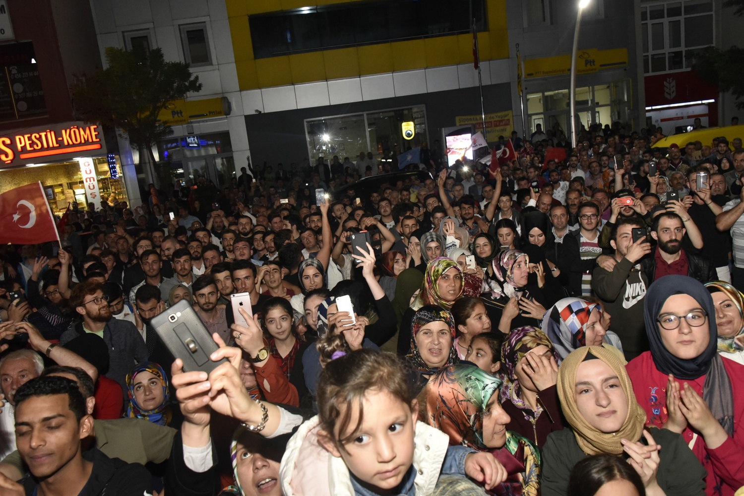 Gümüşhane’de rekorla gelen 'Başkan Erdoğan' sevinci 15