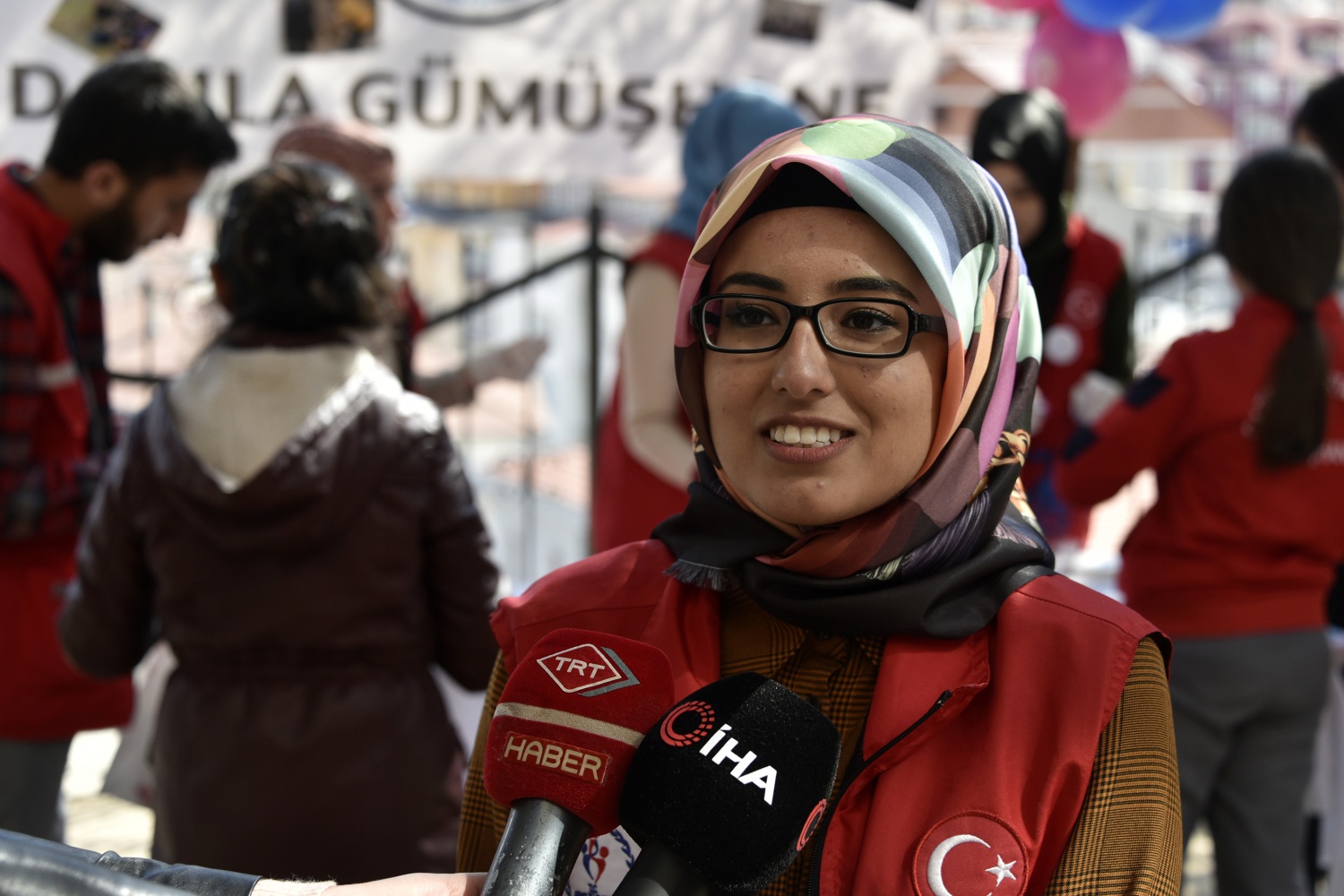 Damla Gönüllülerinden Gümüşhane'de 1.Düşler Kütüphanesi Şenliği 1