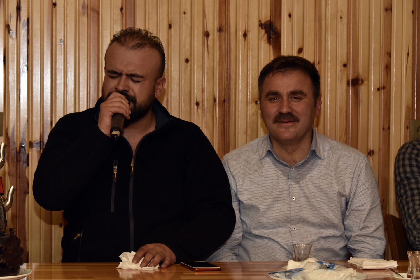 Vali Memiş’ten 2 bin 50 metrede asfalt emekçilerine yemek 66