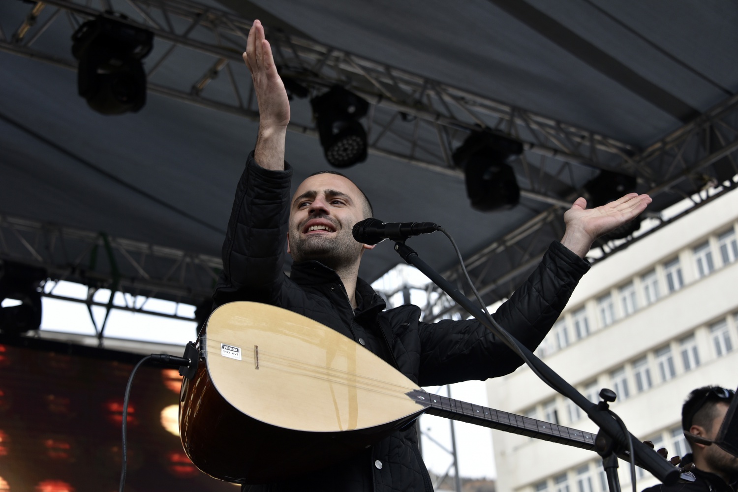 Gümüşhane’de Başkan Çimen’e destek konseri 16