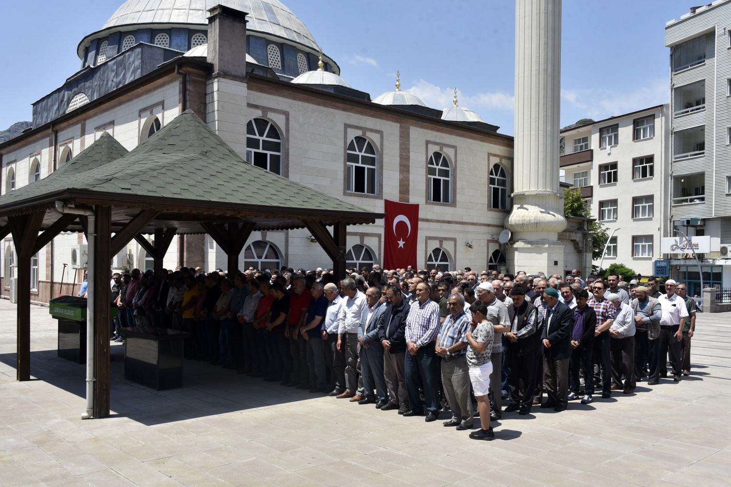 Azranur hayata tutunamadı 9