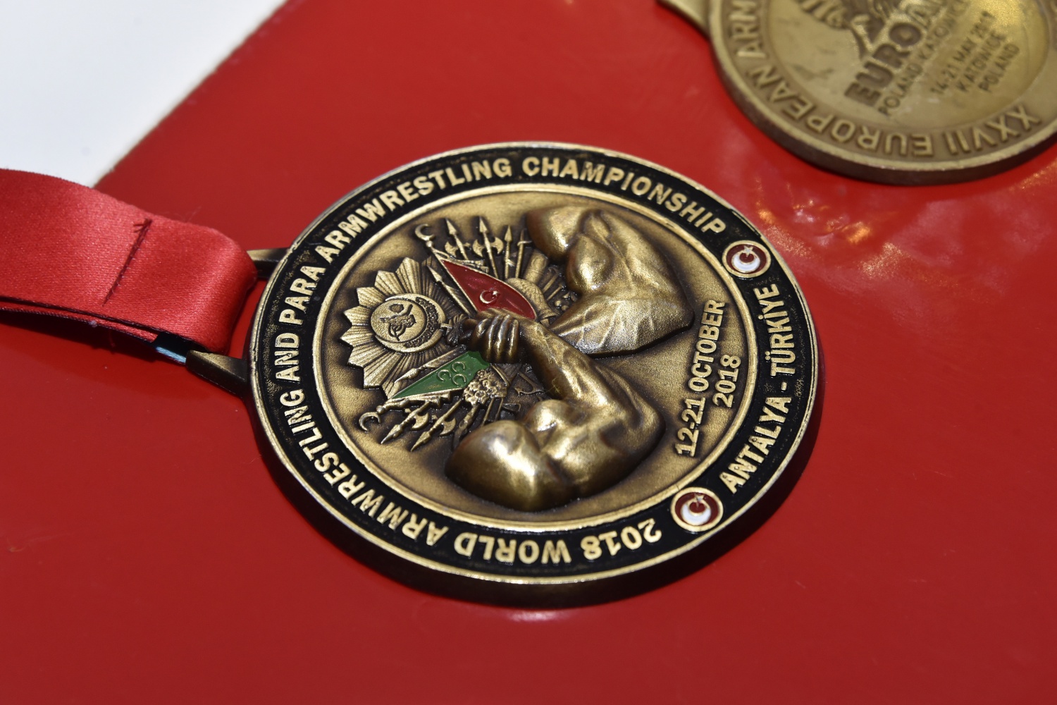 Pes etmedi, çalıştı 3 yılda dünya şampiyonu oldu 26