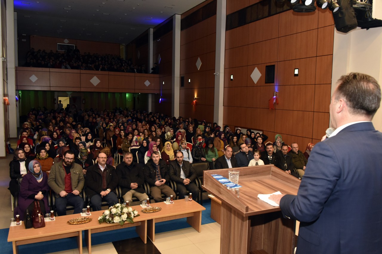Gümüşhane’de ‘Cennete Gidemezsek Yandık’ Programı Düzenlendi 3