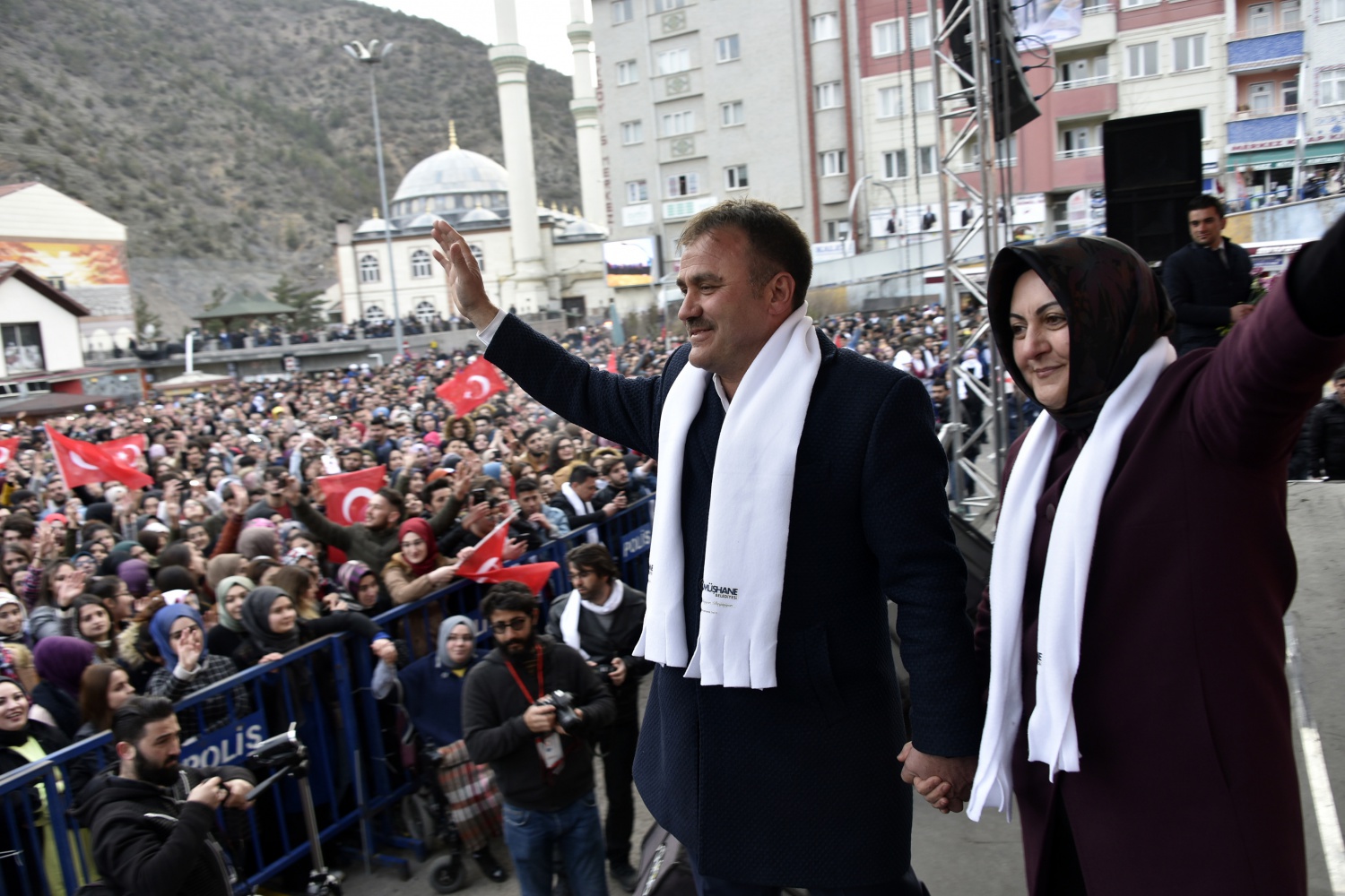 Gümüşhane’de Başkan Çimen’e destek konseri 58