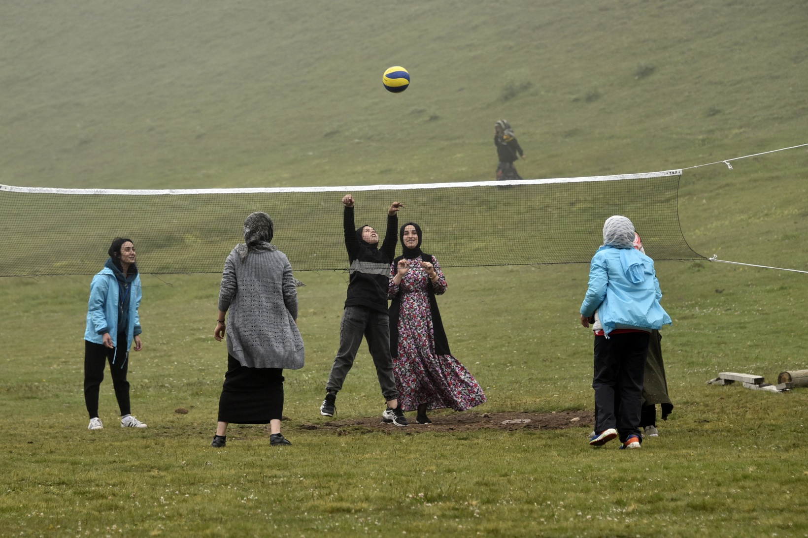 2 bin metredeki yaylada spor şenliği yapıldı 48