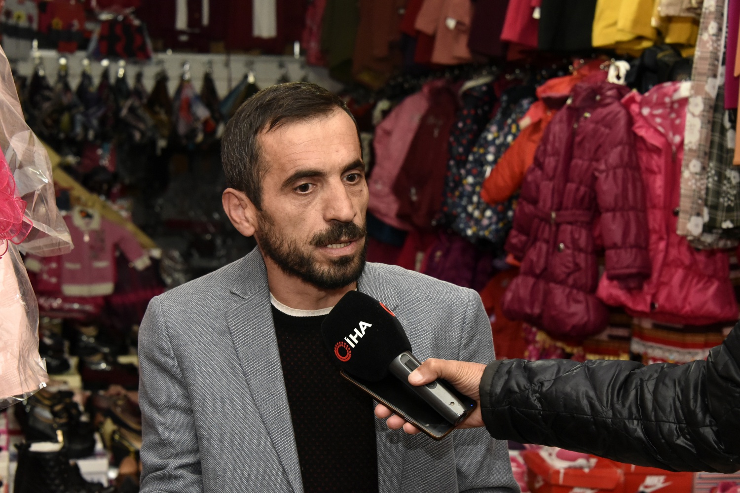 50 bin liralık malını Trabzon’da hırsızlara kaptıran Gümüşhaneli esnaf isyan etti 5