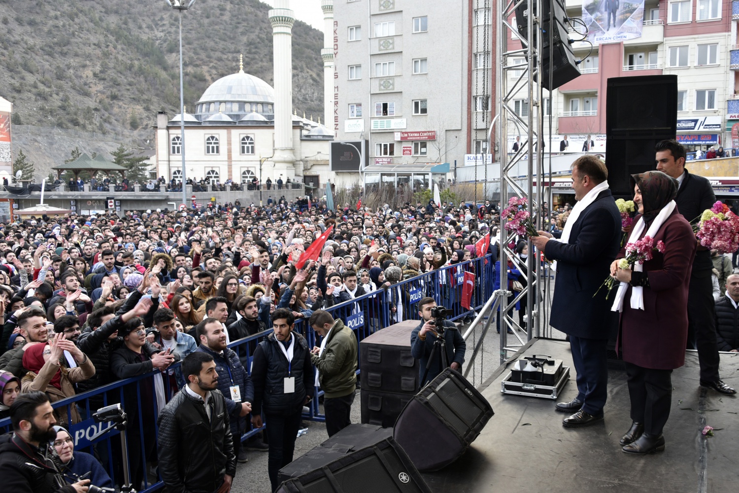 Gümüşhane’de Başkan Çimen’e destek konseri 87