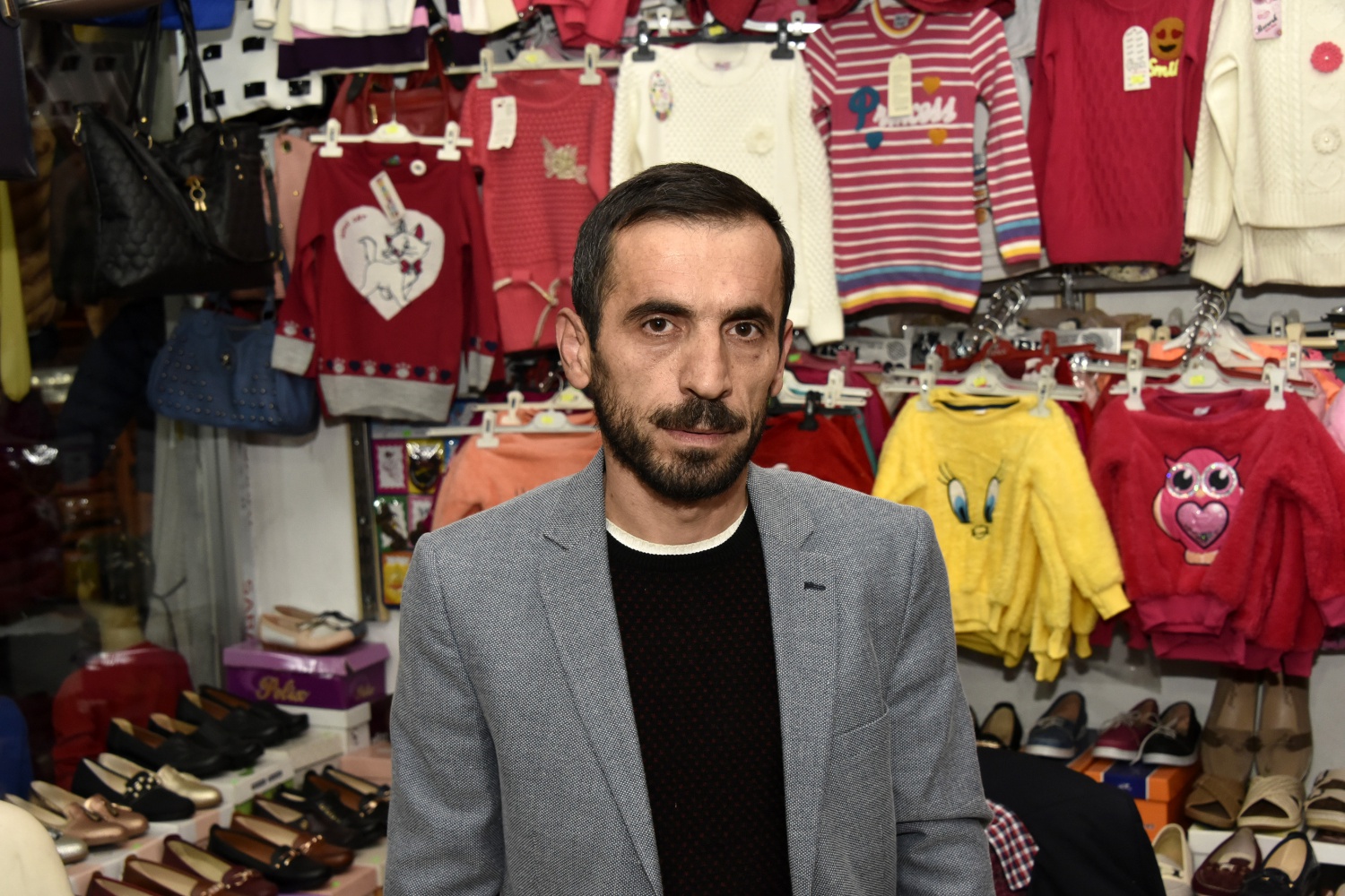 50 bin liralık malını Trabzon’da hırsızlara kaptıran Gümüşhaneli esnaf isyan etti 4