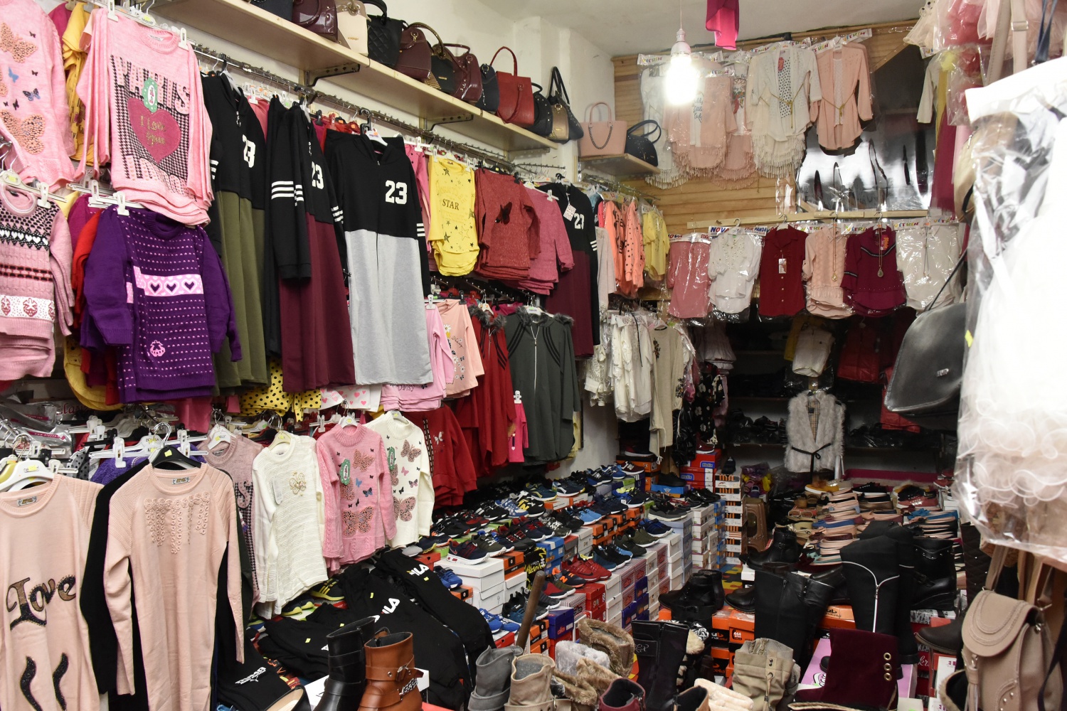 50 bin liralık malını Trabzon’da hırsızlara kaptıran Gümüşhaneli esnaf isyan etti 2