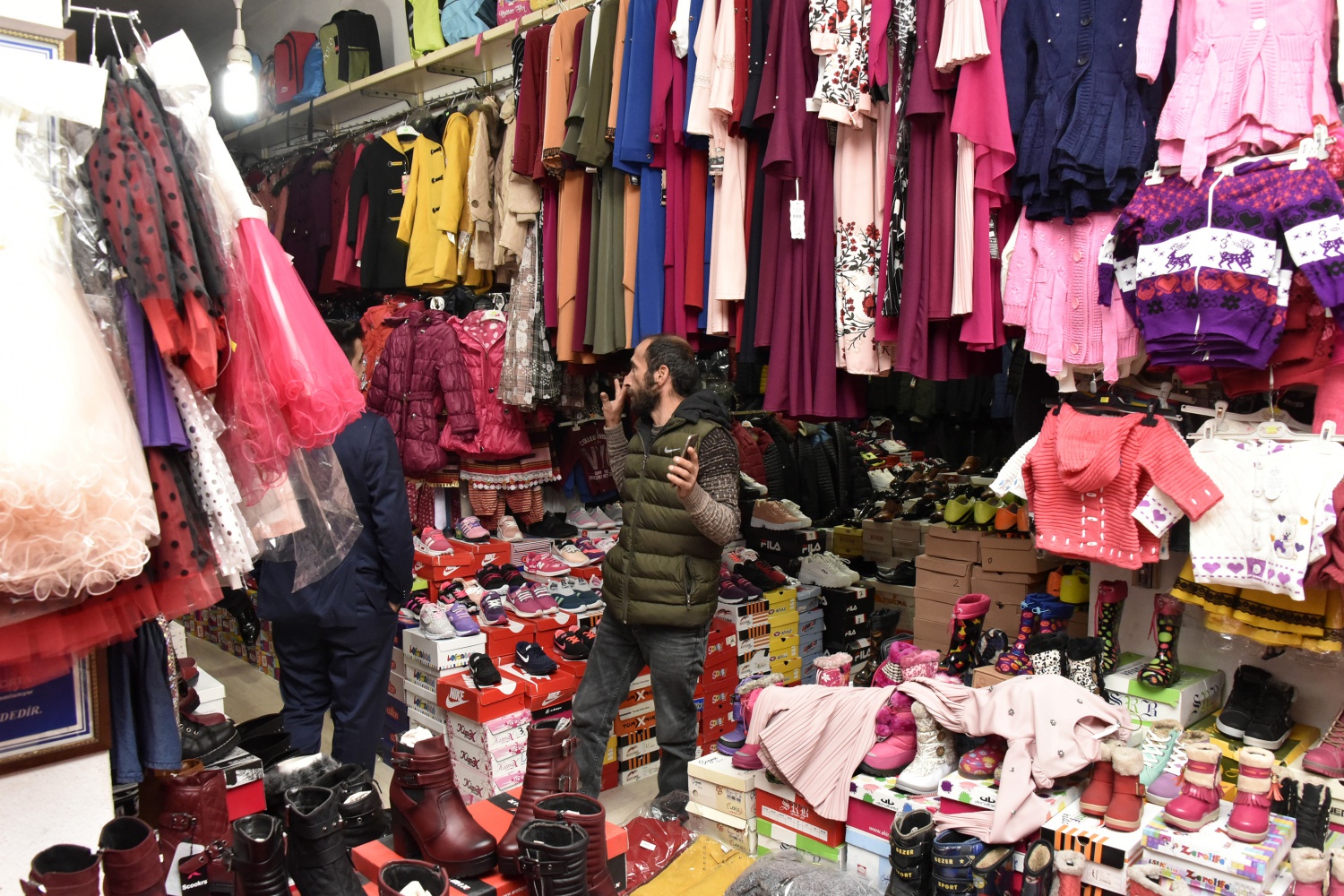 50 bin liralık malını Trabzon’da hırsızlara kaptıran Gümüşhaneli esnaf isyan etti 6