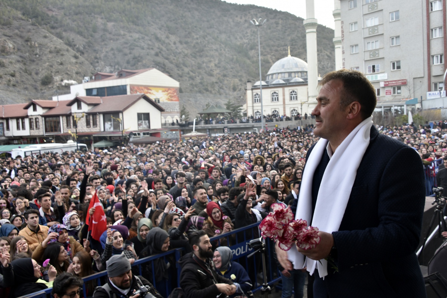 Gümüşhane’de Başkan Çimen’e destek konseri 66