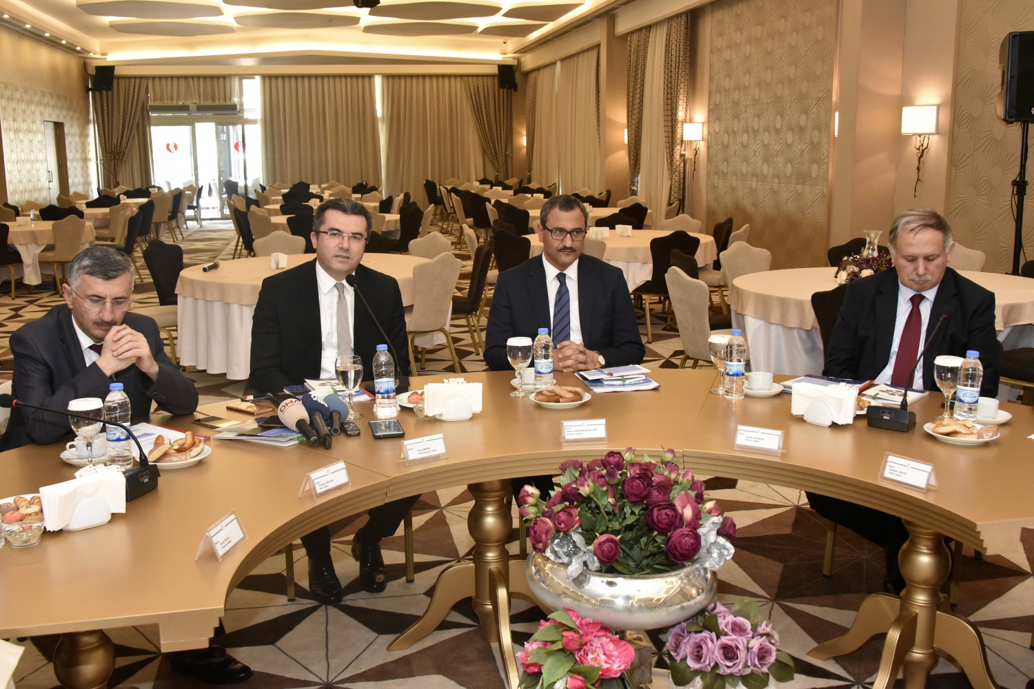 DOKA Yönetim Kurulu Gümüşhane’de toplandı 5