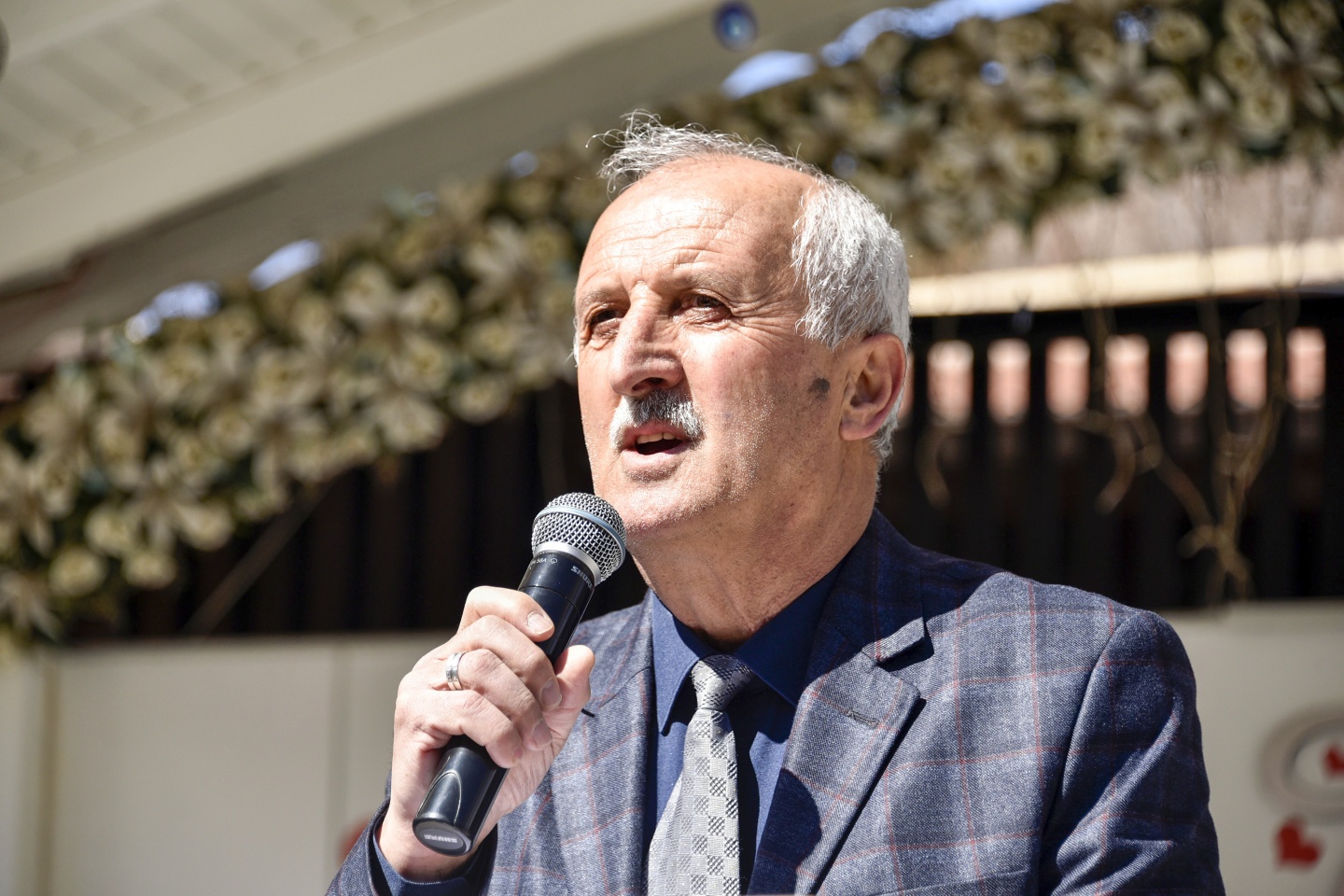 Gümüşhane Muhtarlar Derneği minibüsüne kavuştu 1