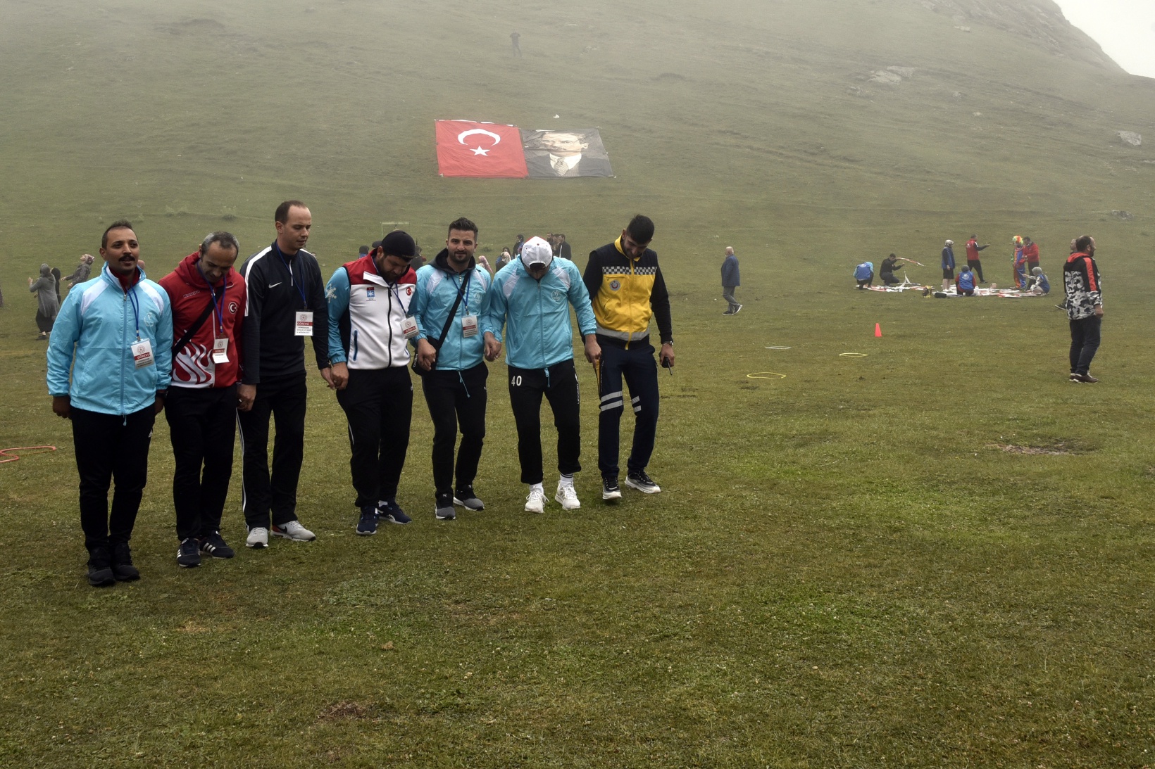 2 bin metredeki yaylada spor şenliği yapıldı 54