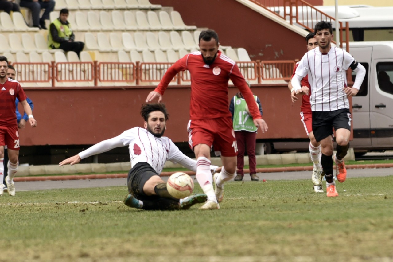 Gümüş Kartal'ı aşamadı: 0-0 12